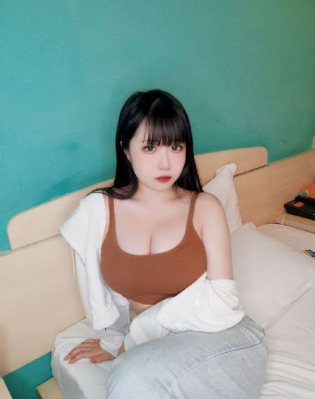 年轻的姐夫中文