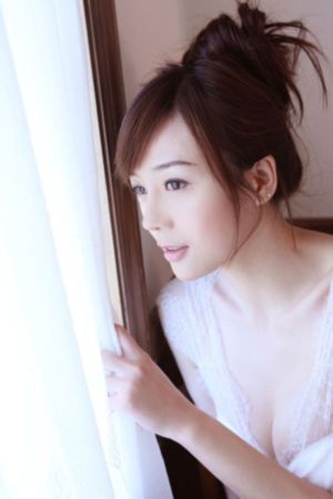 扒掉乳罩虐胸打胸吸奶动漫