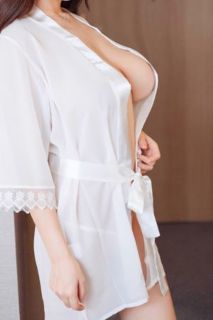 bbw撒尿间谍女厕hd