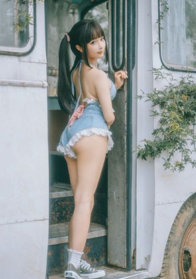 一个人看的片www免费高清中文