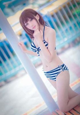 漂亮的女邻居4