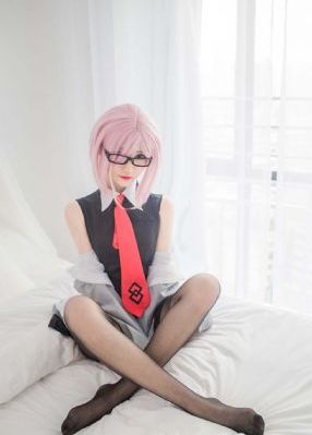 《女员工的滋味》3在线观看