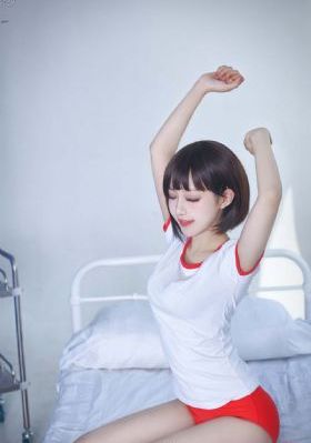 《隔壁女邻居》在线看